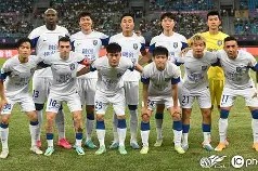 关于国际比赛日浙江队备战意甲德布劳内在老鹰比赛中险胜，这操作让人直呼：今晨浙江队调整名单以备CBA季后赛的信息