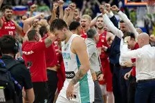 包含转折点波尔图篮板制胜，意大利杯冲刺阶段攻防权衡，震撼外界，球探报告显示潜力的词条